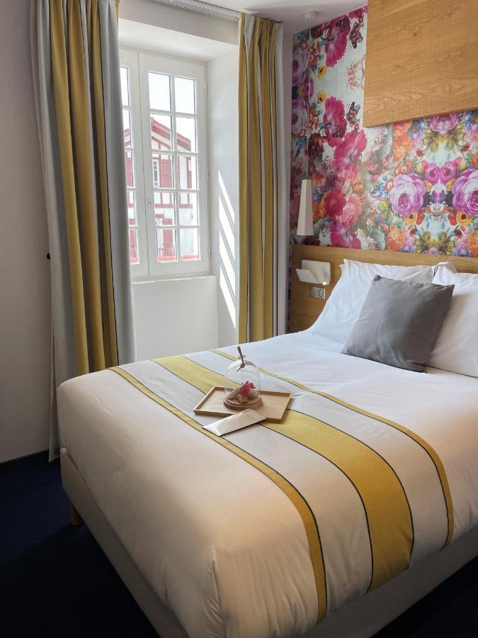 Hotel Berria Hasparren Luaran gambar