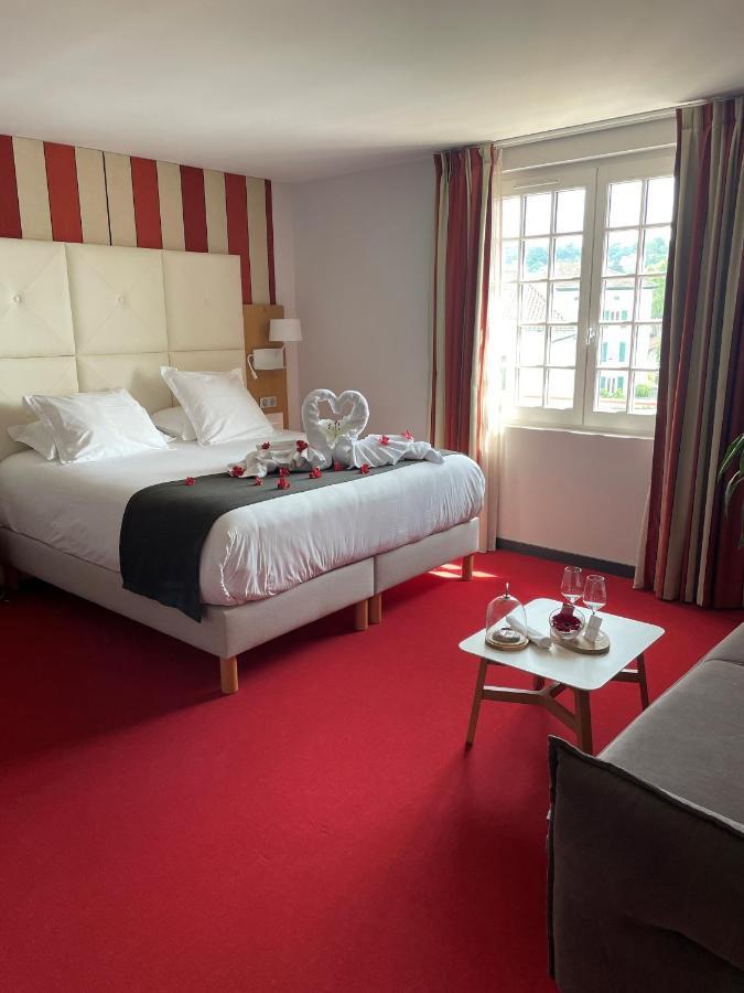 Hotel Berria Hasparren Luaran gambar
