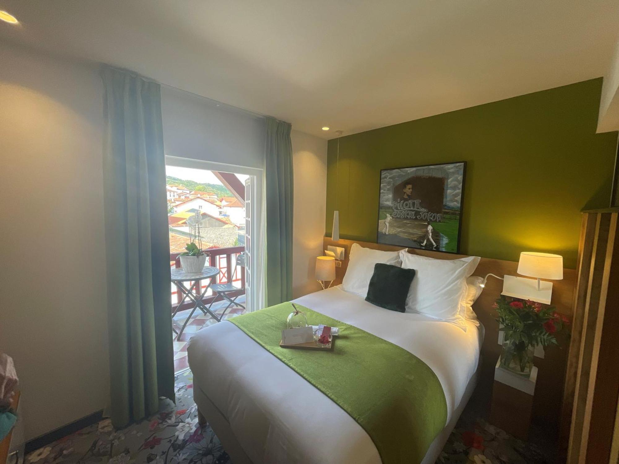 Hotel Berria Hasparren Luaran gambar
