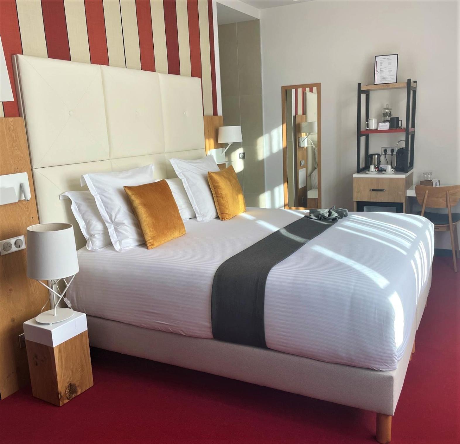 Hotel Berria Hasparren Luaran gambar