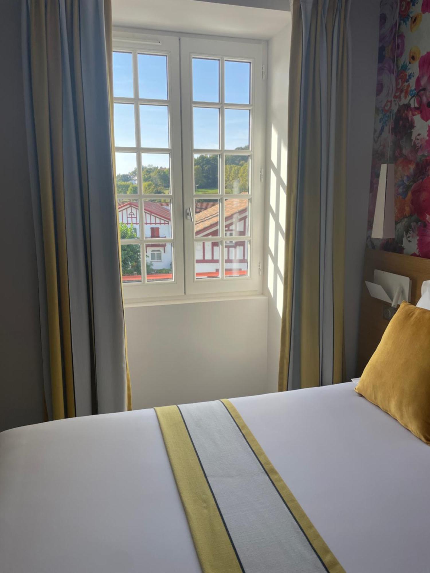 Hotel Berria Hasparren Luaran gambar